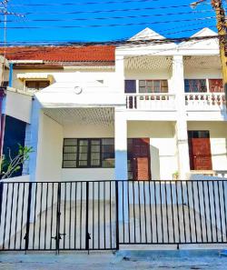  เฉลิมพระเกียรติ ร9 พาราไดซ์ พาร์ค 1.4 กม ให้เช่าทาวน์เฮาส์ 2 ชั้น MRT ศรีอุดม 900ม. 27 ตร.วา.217 ตร.ม.2-3นอน นานาชาติเวลล์ส บางนา 1.3 กม. 