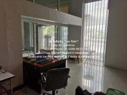 OFfice ให้เช่าอาคารสำนักงาน 4.5 ชั้น ติดถนนรัชดาภิเษก 102 ตร.ว. 2,580 ตร.ม. และจอดรถได้ 8-9 คัน 180000000 บาท 1นอน ขนาดพื้นที่ 0 RAI 1 NGAN 2 Square Wah ใกล้กับ MRT รัชดาภิเษก ราคาดีเยี่ยม เป็นอาคารที่ตั้งอยู่ในทำเลใจกลางเมือง ติดแนวรถไฟฟ้า โดยอยู่ท่