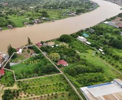  ขายที่ดินถมแล้ว ราคาถูก ติดแม่น้ำเจ้าพระยา  ตรงข้ามเกาะเกร็ด ท่าอิฐ เนื้อที่ 4-1-27 ไร่