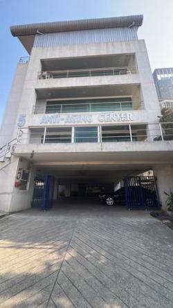 ขายที่ดินพร้อมอาคาร 6 ชั้น ทำเลศักยภาพสูง ใจกลางเมืองย่านรัชดา ใกล้สถานีรถไฟฟ้าพหลโยธิน