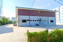 อาคารพาณิชย์ ชั้นเดียว 500 ตร.ม.ติดถนนสุขุมวิท ห้วยกะปิ เซ็นทรัล ชลบุรี 1.2 กม  แม็คโคร ชลบุรี 2.7 กม. ตลาดจตุจักร ชลบุรี 3.5 กม.