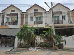 ขายทาวน์เฮ้าส์มือสอง อำเภอลำลูกกา ปทุมธานี โครงการ บุญฑริก นิวสไตล์