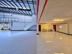 บิ๊กซี ลาดพร้าว2  1.5 กม. MRT รัชดาภิเษก 900 ม. แยก รัชดา-สุทธิสารให้เช่าโกดัง พร้อมออฟฟิศ 150 ตร.วา. 495 ตร.ม.