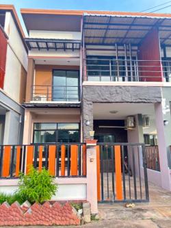 หนองคาย1.8กม. 3น้ำ 4นอน ม.ขอนแก่น  เชลล์ Caltex หนองคาย 1.42กม. ให้เช่าทาวน์โฮม 2 ชั้น พร้อมเฟอร์  22ตร.วา.172ตร.ม.วัดจอมแจ้งศรีจันทร์ 1 กม.