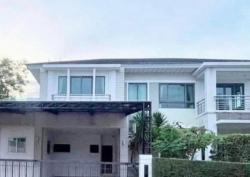  ให้เช่าบ้านเดี่ยว 130 ตารางวา 5 ห้องนอน 4 ห้องน้ำ มีอ่างจากุชชี่ โครงการ Perfect Masterpiece ติดถนนราชพฤกษ์ 