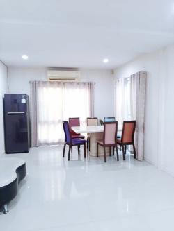 BigC บ้านเดี่ยว 2 ชั้น สนามบินสุวรรณภูมิ8.5กม. ร่มเกล้า2-10 โลตัส สุขาภิบาล 3 2.1กม. 50ตารางวา 3นอน