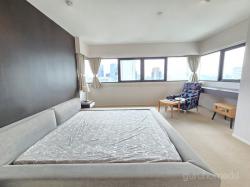 ขายด่วนคอนโด สาธร การ์เด้นส์ ใกล้ MRTลุมพินี ห้องใหญ่ขนาด 230 ตรม 3นอน 2น้ำ ชั้น 37 เฟอร์ครบ พร้อมเข้าอยู่ - ghd000492