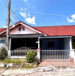 ขายบ้านทาวน์เฮ้าส์ชั้นเดียว 20ตรว. 2นอน1น้ำ 1.17ลบ. หมู่บ้านธนสารวิลล่า ต.สันนาเม็ง อ.สันทราย เชียงใหม่