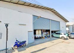 รพ.บางปะกอก 8 440 ม.แถวบางแค ถ.เอกชัย พระราม 2 ให้เช่าโกดังสินค้า ออฟฟิศ 580 ตร.ม. 1 ออฟฟิศ 2 น้ำ  ซ.เอกชัย 89-95 แม็คโคร บางบอน 3.5 กม. 