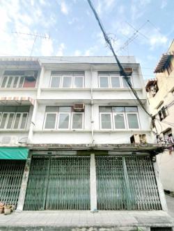 บรรทัดทอง BTSสนามกีฬาแห่งชาติ 900 ม. ให้เช่าอาคารพาณิชย์ 2 คูหา 3ชั้นหลังมุม มีดาดฟ้า 40 ตร.วา. 470 ตร.ม. ไชน่าทาวน์ (เยาวราช) 2.8 กม. 