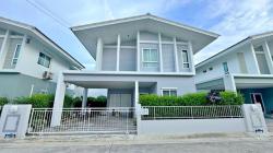 นิคมอุตสาหกรรมสินสาคร รพระราม 2 กม.18  ให้เช่าบ้านเดี่ยว 2 ชั้น 52ตร.วา. 202ตร.ม.รร.บางน้ำจืด 2.5กม. 3นอน 