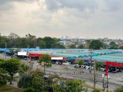 ติดถนนใหญ่ หน้ากว้าง 163 ม.นิคมบางชัน 1.3กม..ม.นิด้า ให้เช่าที่ดินสวย 8 ไร่ MRT นพรัตนราชธานี 800ม 