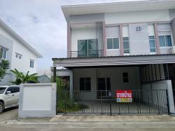 #ขายบ้านทาวโฮม 2 ชั้น ในมบ.เดอะเบสวิลเลจ เขตหนองรี ชลบุรี