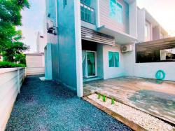 เช่าทาวน์โฮมหรู 2 ชั้น วงแหวน ราชพฤกษ์ 340 วัดสามง่าม บางบัวทอง 2.1 กม.แปลงมุม 28 ตร.วา. 225 ตร.ม. พร้อมเฟอร์ เครื่องใช้ไฟฟ้า 3 นอน 2 น้ำ 