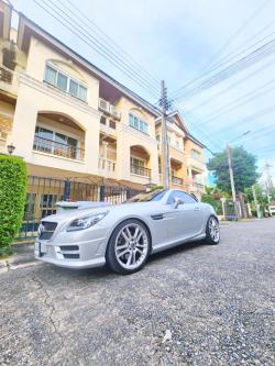 ใกล้ ม.ธุรกิจบัณฑิตย์ 799ม. คฤหาสน์แนวตั้ง ให้เช่าทาวน์โฮมหรู 3 ชั้น 4นอน ทำเลสามัคคี-ประชาชื่น 27ตรว. 307ตรม.  3น้ำ พร้อมเฟอร์ครบชุด 