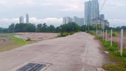 ตามหานักลงทุนที่ดินแปลงสวย นักลงทุนมองหาที่ดินพัทยา  ขอแนะนำที่ดินแปลงนี้เลย บนเนื้อที่ดิน  9-0-40  ไร่  ถนนสุขุมวิทพัทยา68 