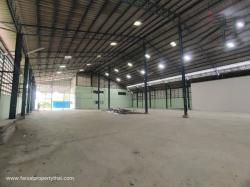 ให้เช่าอาคารโรงงาน/โกดังเนื้อที่ 1ไร่2งาน พื้นที่ 2,400ตร.ม  ออฟฟิศ ไฟฟ้าสามเฟส อำเภอสามโคก จังหวัดปทุมธานี ราคาเช่า 144,000 บ/ด