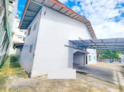 MRT บางกะปิ 2.2 กม. ตลาดปัฐวิกรณ์ 3 กม. เดอะมอล์บางกะปิ โกดัง2ชั้น 5นอน  800ตร.ม.บนที่ดินครึ่งไร่ นวมินทร์ 22-28   MRTลาดพร้าว101 2.8 กม. 