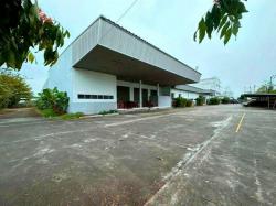 ขายโรงงานอุตสาหกรรมลาดบัง พื้นที่สีม่วง เนื้อที่ดิน: 4 ไร่ 90 ตร.วา พื้นที่ใช้สอยรวม: 6,700 ตรม.