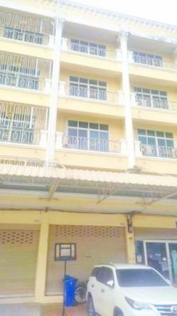 ตลาดสดไอยรา ให้เช่าอาคารพาณิชย์ 4.5 ชั้น 20 ตร.วา. 340 ตร.ม.พลาซ่า 2.2กม  3นอน ใกล้แมคโครคลองหลวง 