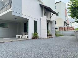 KT161 เช่า ทาวน์โฮม สภาพดี หลังมุม โครงการอารียา แมนดารีนา สุขุมวิท77 ใกล้ MRTศรีนุช เดินทางสะดวก