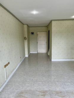 ขายด่วน ราคาถูกที่สุด คอนโดคันทรี่คอมเพล็กซ์ บางนา ใกล้ BTS บางนา