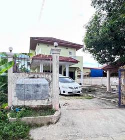 ตลาดธนบุรี เดอะโฟร์ท สาย4 1.7 กม. สนามหลวง2 2.7 กม. ม.กรุงเทพธนบุรี 1.2 กม. บ้าน 2 ชั้น 70ตร.วา. 280ตร.ม. 3 นอน 2 น้ำ พร้อมแอร์  