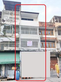 MRTโชคชัย 4 299ม. ติดตลาด เปิดซิง MRT รัชดาภิเษก 2.1กม.ลาดพร้าว 60-64 เดินถึง  6-8นอน 4ชั้น 6น้ำ 6แอร์ Hostel Airbnb  ตรงข้าม ตลาดอินดี้  