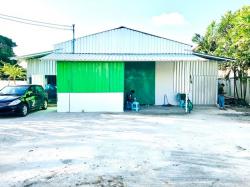 เพลินนารี่มอลล์200 ม. ติดถนนรามอินทรา 57 MRT วัชรพล 4 กม. 3น้ำ ตลาดตลาดถนอมมิตร200 ม. เลียบด่วนเอกมัย-รามอินทรา โกดังใหม่ 1 ไร่ 1 ชั้น 