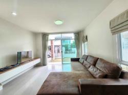 ให้เช่าบ้านเดี่ยวใกล้สถานีรถไฟฟ้าสายสีส้ม สถานีสี่แยกมิสทีน , สถานีตลาดธนาธร)ย่านสะพานสูง มิสทีน หมู่บ้านสัมมากร ซอยรามคำแหง 162/1