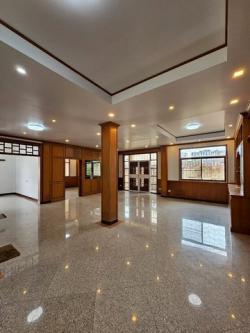 ให้เช่าบ้านเดี่ยว  ใกล้รถไฟฟ้าสถานี มหาดไท และสถานี ลาดพร้าว101 ใกล้เดอะมอลล์บางกะปิ ซอยลาดพร้าว 93