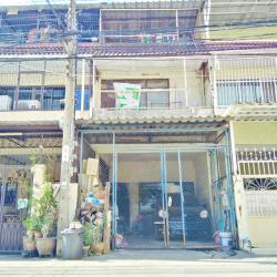 ให้เช่าทาวน์เฮาส์ 3 ชั้น พระแม่มารี สาธุประดิษฐ์45-53 BRTวัดดอกไม้1.1 กม. 16 ตร.วา. 190 ตร.ม.  3 นอน 3 น้ำ ตลาดบางโพงพาง 800 ม.