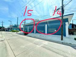 แหล่งศูนย์ราชการ บิ๊กซี ฉะเชิงเทรา 2 1.6 กม.เทศบาลเมืองฉะเชิงเทรา 400 ม. ให้เช่าตึกแถว 1 ชั้น 50 ตร.ม.13 ตร.วา. 