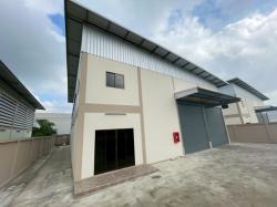 ให้เช่า ถ.บ้านแพ้ว โกดัง Stand Alone DO HOME ดูโฮม มหาชัย 800ม.ทำเลศักยภาพ สมุทรสาคร ขนาดอาคาร 375–415 ตรม. บนที่ดิน 200 ตรว. 