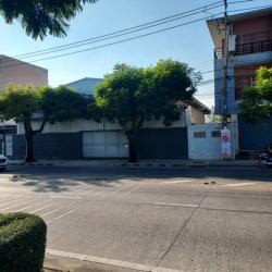 ให้เช่าโกดัง 200 ตารางวา พื้นที่ใช้สอยรวม 800 ตารางเมตร ถนนสุขุมวิท 103  ใกล้ สวนหลวง ร.9