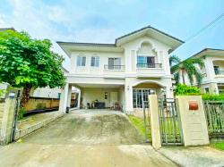 ให้เช่าบ้านเดี่ยวหรู 2 ชั้น 55ตร.ว. ARLบ้านทับช้าง 2.5กม. อ่อนนุช73 สุขุมวิท77 3นอน ซีคอนสแควร์ ศรีนครินทร์ 4 กม.