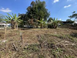 ขายที่ดินทำเลดี ใกล้แยกเจริญเจริญเพียง 2 กม. ที่ดิน 200 วาติดถนน 3 ด้าน