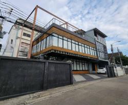 รหัสC7025 ให้เช่าอาคารสำนักงาน 3ชั้น ใกล้ถนนใหญ่ถนนติวานนท์ ตลาดขวัญ นนทบุรี