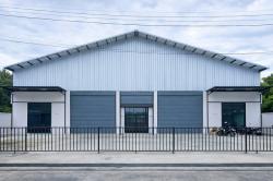 ติดทางด่วนศรีสมาน  ม.ไทวัสดุ ศรีสมาน 2.2 กม.พร้อมออฟฟิศ 280ตร.ม ให้เช่าโกดัง 90ตร.วา.โรบินสัน 900ม. 1 ออฟฟิศ