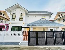  ขายบ้านเดี่ยว 2 ชั้น หมู่บ้านฮาร์โมนี่วิลล์ สุขาภิบาล5ซอย80 รีโนเวทใหม่พร้อมอยู่