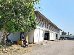 ขายและให้เช่าโรงงานบ้านบึงชลบุรีเนื้อที่ 3 ไร่ พร้อมดำเนินธุรกิจได้ทันที พร้อมใบอนุญาตประกอบกิจการโรงงาน รง.4 105,106 และ 72