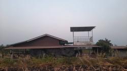 ขายที่ดินพร้อมบ้านสวน อำเภอพัฒนานิคม จังหวัดลพบุรี เนื้อที่ 3 ไร่ 3 งาน 29 ตารางวา