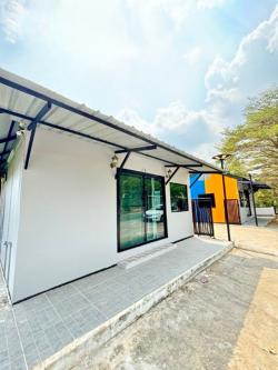 โครงการคลองสาม เหมาะพักอาศัย บ้านใหม่ เฟอร์ฯครบ  ตลาดคลองสาม 1.5 กม.บ้านเดี่ยวให้เช่า ฟังก์ชัน 1 นอน 1 น้ำ 