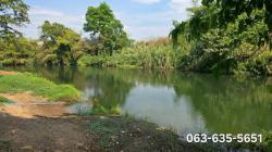 ขายที่สวยติดถนนเลียบแม่น้ำนครนายก ต.สาริกา อ.เมืองนครนายก รูปที่สวยติดถนน 2 ด้าน ถมดินแน่นเต็มแปลงแล้ว ใกล้แหล่งท่องเที่ยวมากมาย