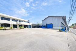  โกดังให้เช่า 8นอน ติดสวนหลวง 2000ตร.ม. เฉลิมพระเกียรติ ร.9 ซอย 41-47 ตลาดหนองบอน 1 กม. เ6น้ำ ย่านประเวศ 1ไร่กว่า หรือ 500ตร.วา. 