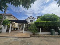 บ้าน สีวลี ติวานนท์ ปากเกร็ด ใกล้ วัดกู้ โรงเรียนพิชยศึกษา เมืองทอง 7700000 thb 4นอน2น้ำ พท. 76 ตรว. 0 Ngan 0 Rai ราคานี้หาไม่ได้แล้ว บ้านสวยพร้อมอยู่