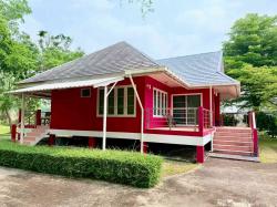 ขายบ้านพร้อมที่ดินแปลงสวย ทำเลทอง ติดถนนใหญ่ จังหวัดเชียงราย