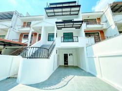 ทาวน์โฮม 4 ชั้นให้เช่า  5 น้ำ HomePro บางนา 7นอน ติดไบเทคบางนา400ม.  BTS บางนา 1.1กม. 