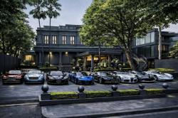 อาคารที่ดิน 2ไร่ 2หลัง 4ชั้น และ2ชั้น  เทอร์มินอล 21 800 ม. BTSอโศก 700ม. มศว 1กม.KTV Club Pub Bar Lounge 