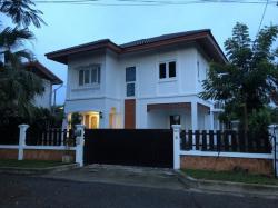 ให้เช่าบ้านเดี่ยว ใกล้มหาวิทยาลัยรังสิต ย่านปทุมธานีใกล้ ตลาดพูนทรัพย์ และโรงพยาบาลกรุงสยามเซนต์คารอส